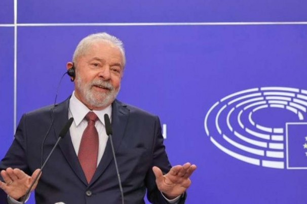Lula avisa que ‘ninguém vai ser obrigado a tomar a vacina’ e quem não quiser se vacinar ‘se tranca dentro de casa’