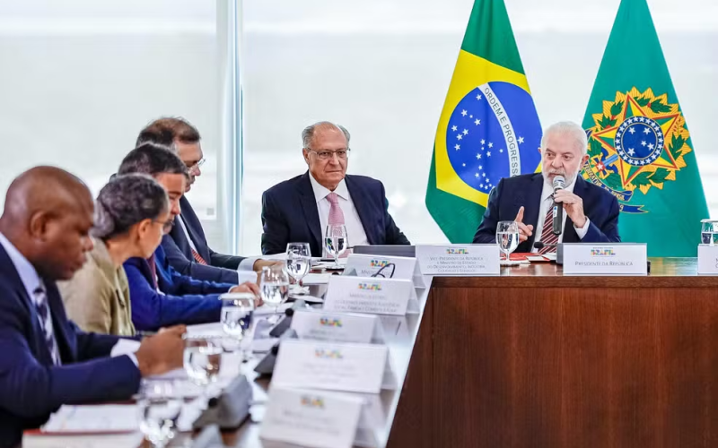 Preocupação com alta nos preços dos alimentos leva governo Lula a planejar ações preventivas