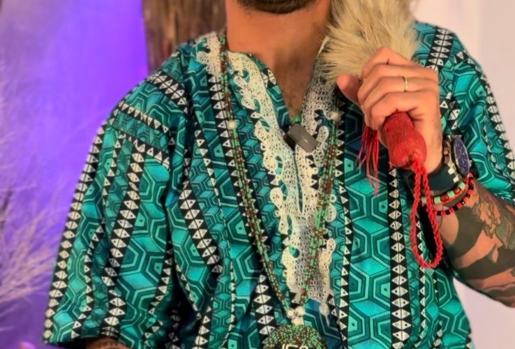 Entrar em uma religião sem preparo pode ser perigoso: o alerta do Babalawo Sergio ifatokun