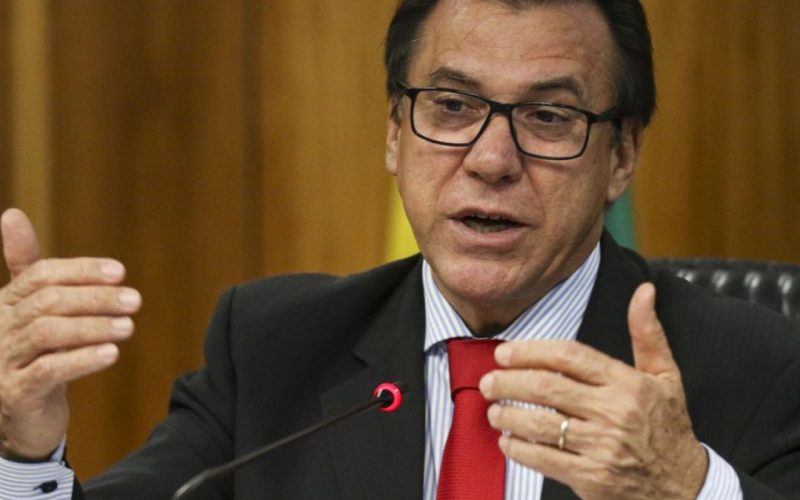 Marinho propõe revolucionar a jornada de trabalho: adeus escala 6×1, olá 40