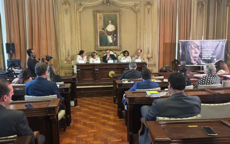 INAC marca Dia Internacional de Combate à Corrupção com manifesto na USP