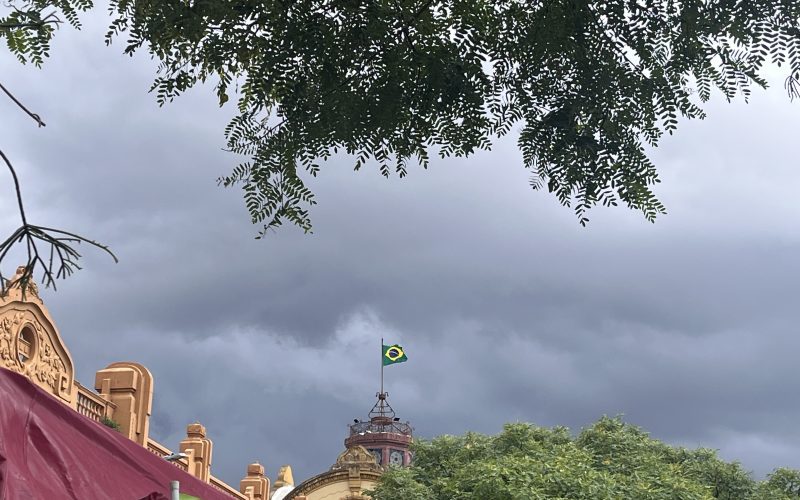 Inmet emite alerta de tempestades no Rio Grande do Sul para quarta-feira (11)