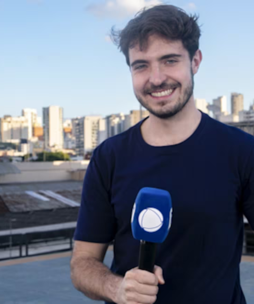 RECORD renova contrato com João Augusto Liberato e anuncia novo quadro no Domingo Espetacular