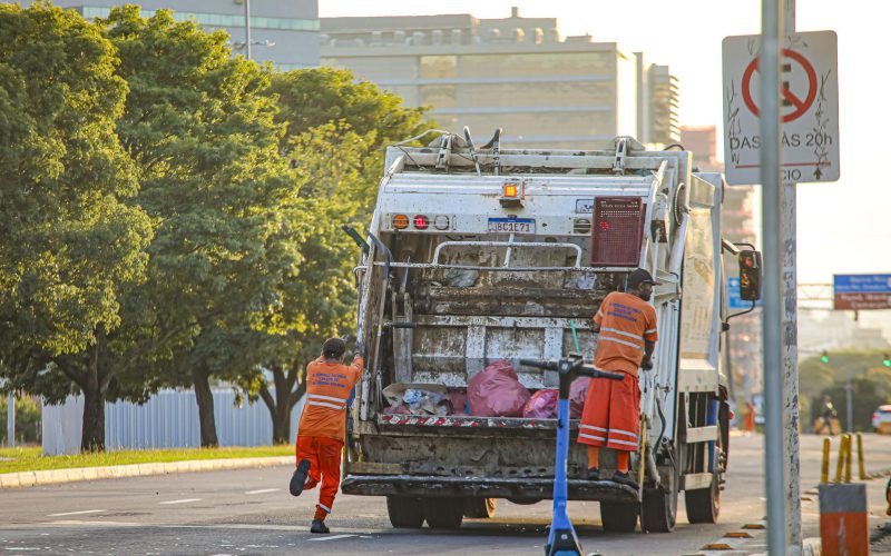 Porto Alegre firma parceria com a Agergs para monitoramento da limpeza urbana e futura concessão pública
