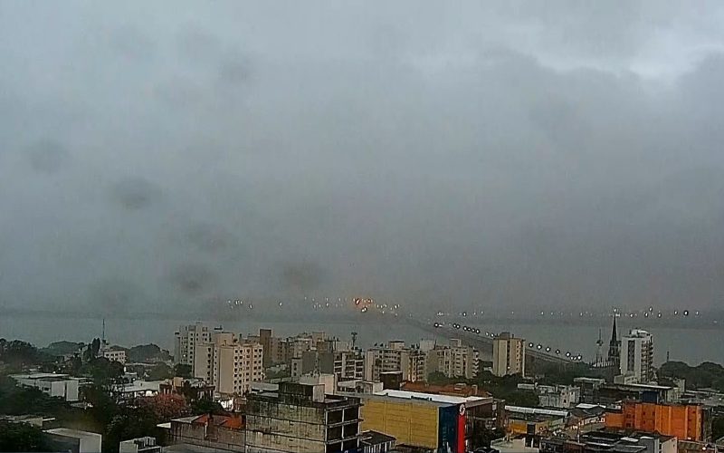 Terça-feira traz previsão de chuvas intensas e possibilidade de tempestades no Rio Grande do Sul