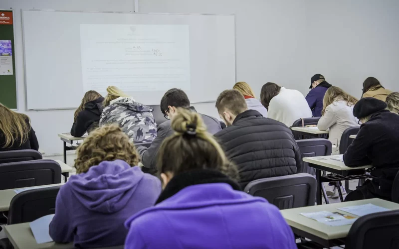 Renegociação de Dívidas do Fies Começa Hoje para Estudantes