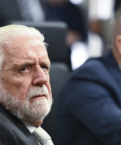 Operação da PF investiga Jaques Wagner em desdobramento do caso Banco Master