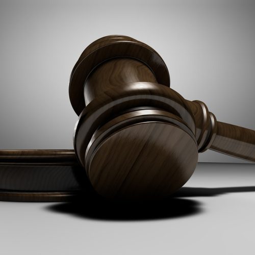 Clérigo é sentenciado por crimes de abuso sexual e posse de conteúdo ilícito em Guaíba
