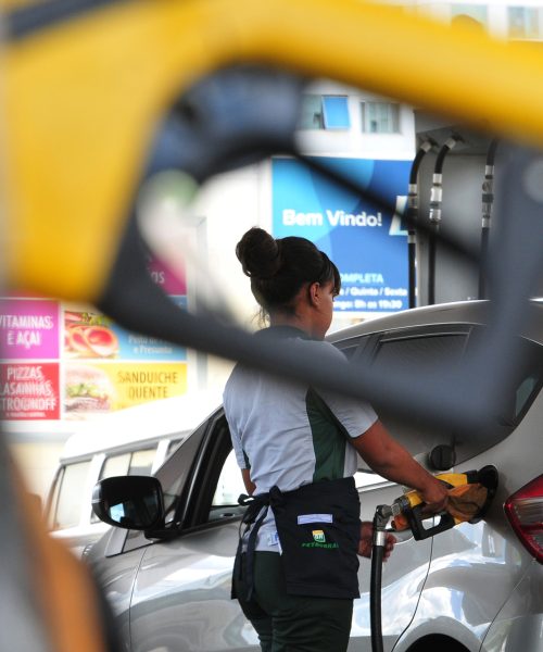Petrobras eleva valor da gasolina destinado às distribuidoras